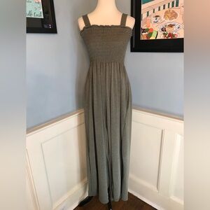 Gray Sleeveless Smocked Top Wide Leg Jumpsuit Sz L